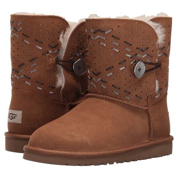 UGG Bailey Button Tehuano 1017782Y Unisex Kid's Chestnut Sheepskin Boot UGG364 - Picture 1 of 1